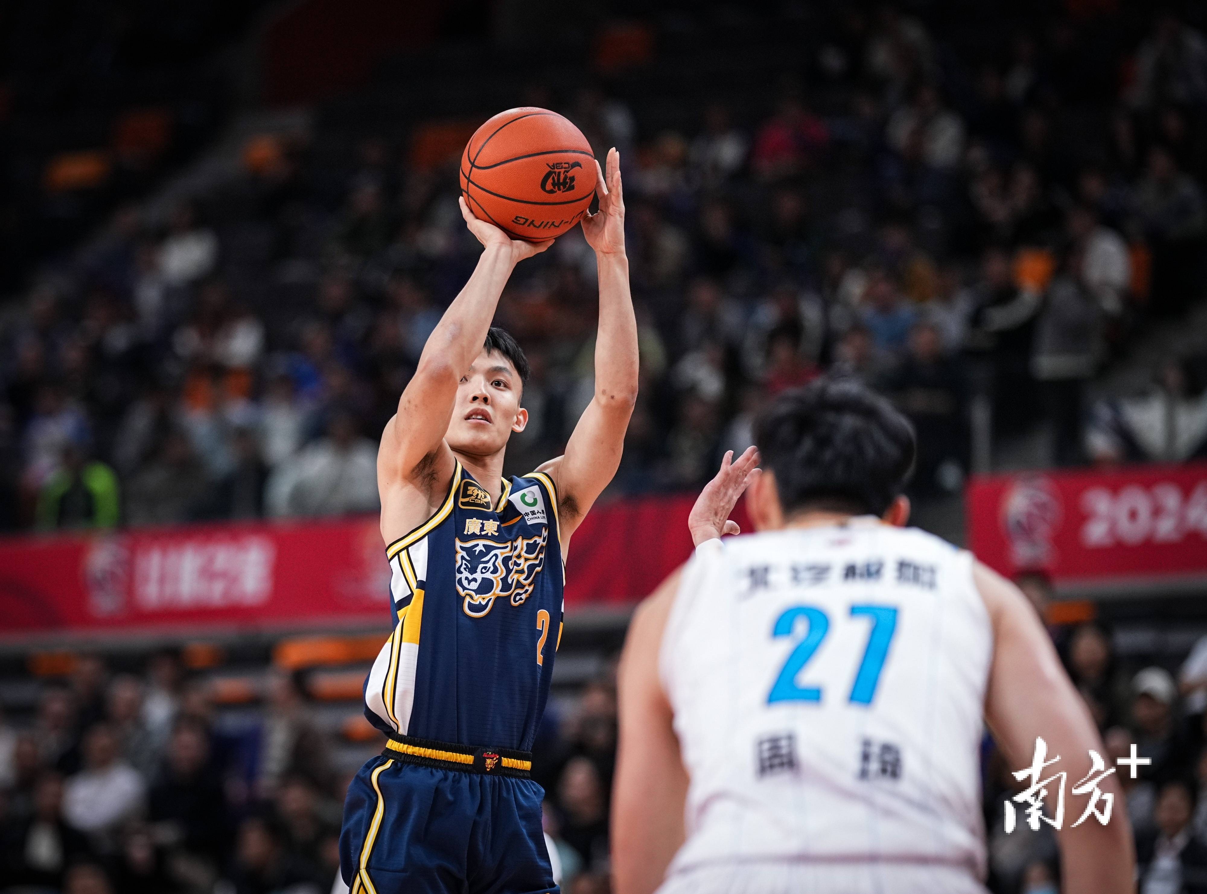 广东队大胜对手,积极备战下一场比赛的简单介绍 广东队大胜对手,积极备战下一场比赛的简单介绍