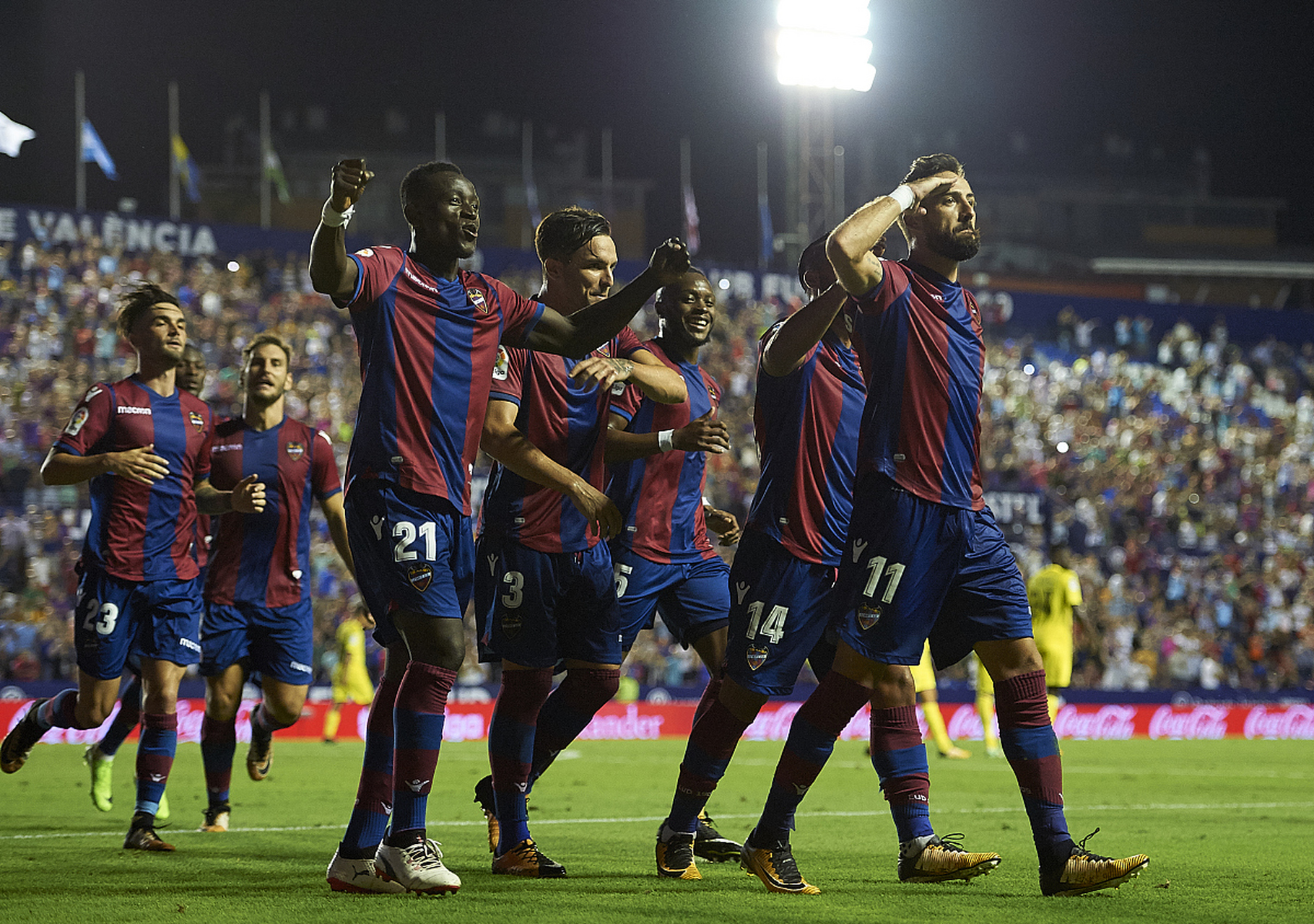 亚洲豪门球队战斗力强劲,赛季末将获佳绩的简单介绍 亚洲豪门球队战斗力强劲,赛季末将获佳绩的简单介绍