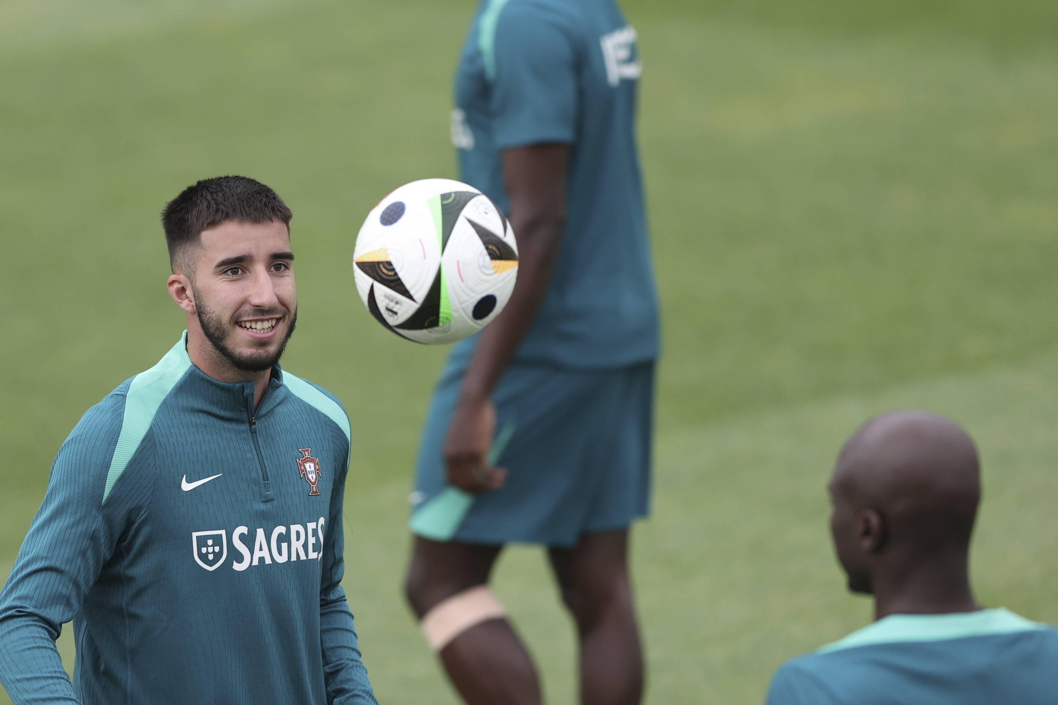 开云体育官方网站-关于葡萄牙女足比赛积极备战，望胜利的信息