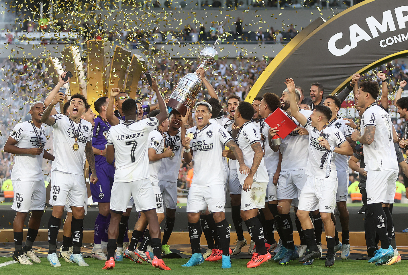 开云体育中国-巴西队勇取巨大成功，成为世界瞩目焦点的简单介绍