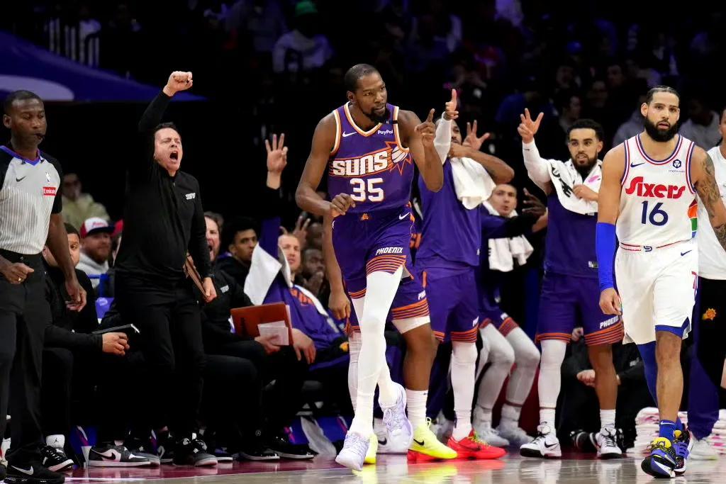 美国NBA赛季战况激烈,球队竞争激烈 美国NBA赛季战况激烈,球队竞争激烈