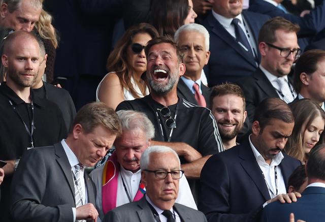 开云官网-包含利物浦球员集体在社交媒体展现团结的词条