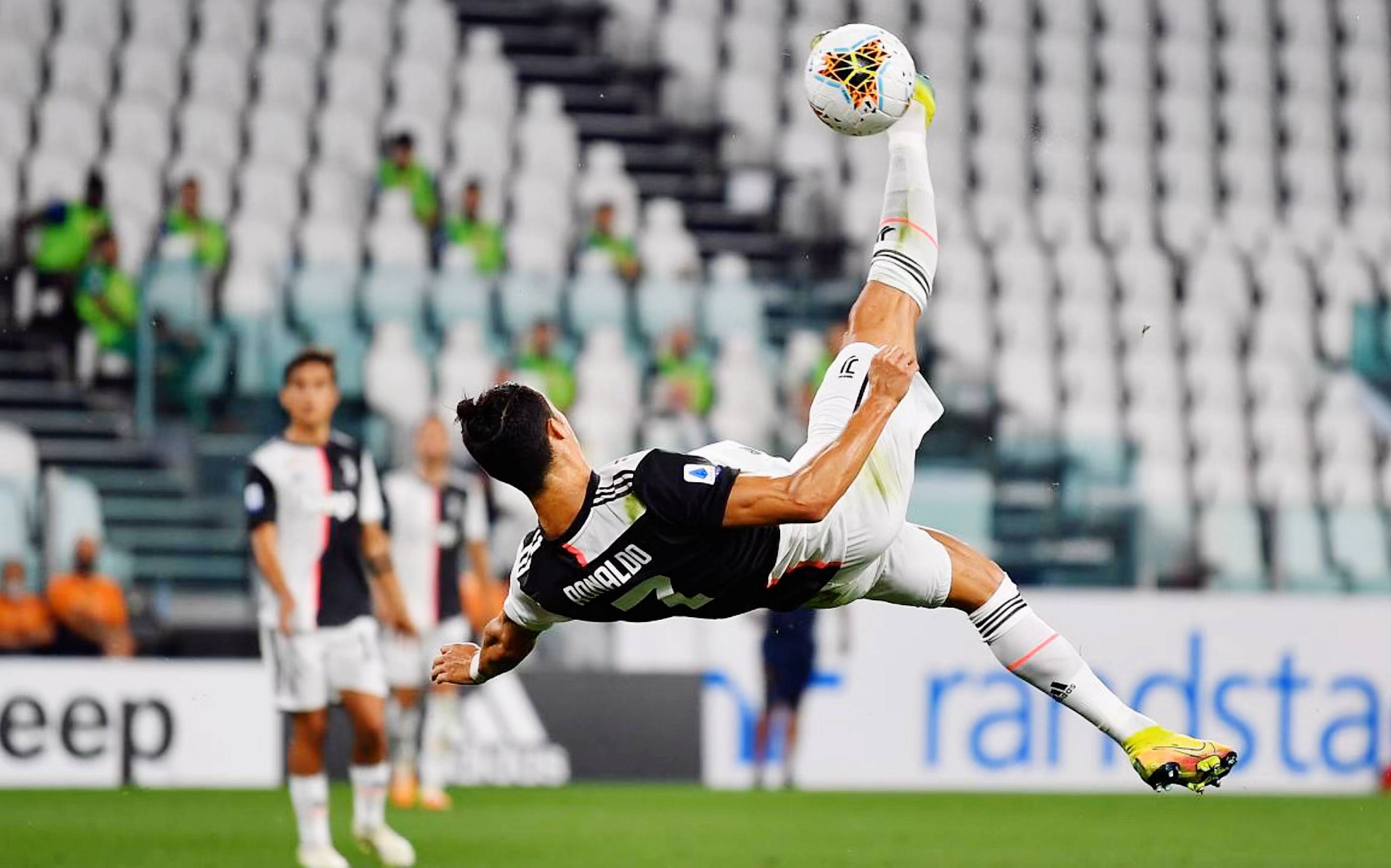 开云体育登录-意甲排名榜首赛事精彩,赛场争夺激烈