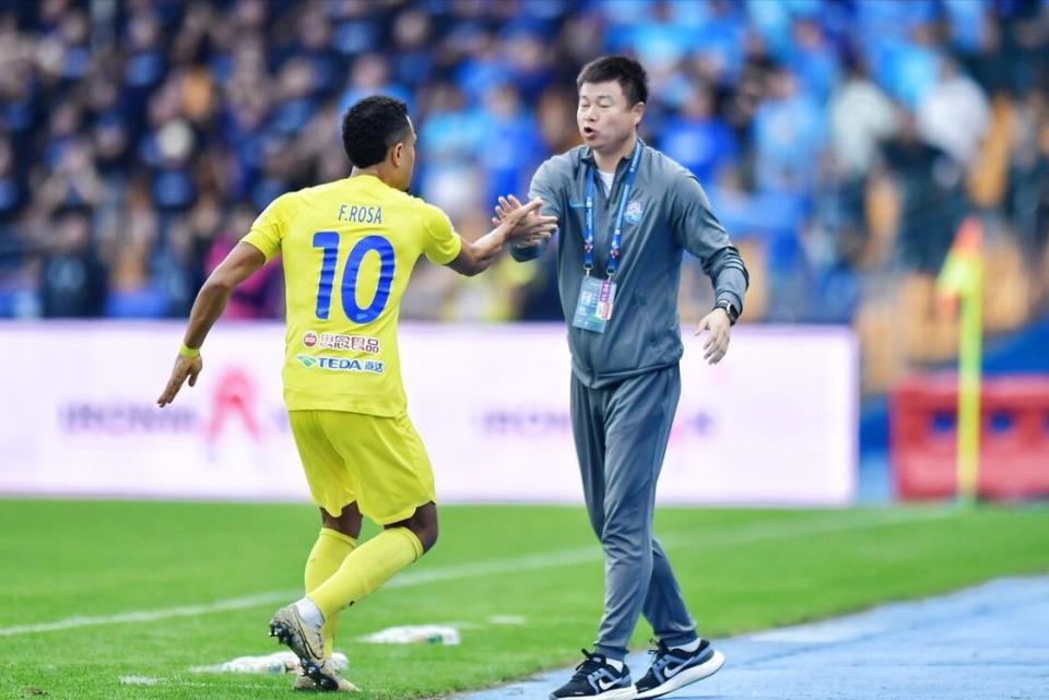 开云体育官网-一方大连再战告负,艰难难以扭转的简单介绍