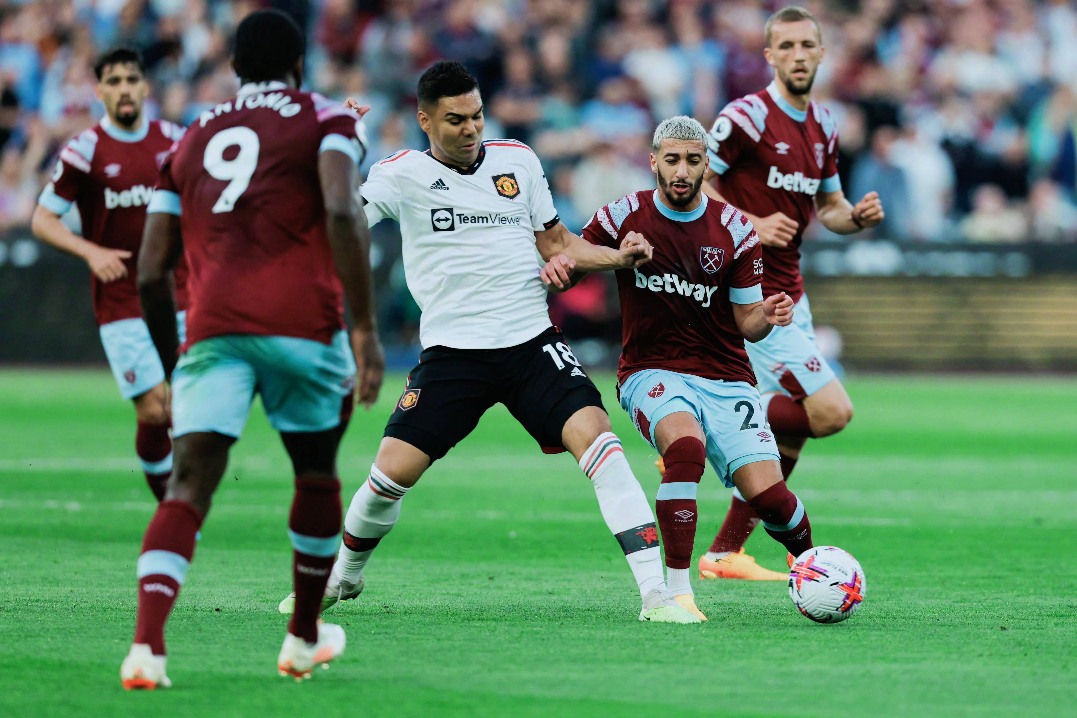 包含初露锋芒:云达不莱梅客场小胜沙尔克实现反超的词条 包含初露锋芒:云达不莱梅客场小胜沙尔克实现反超的词条