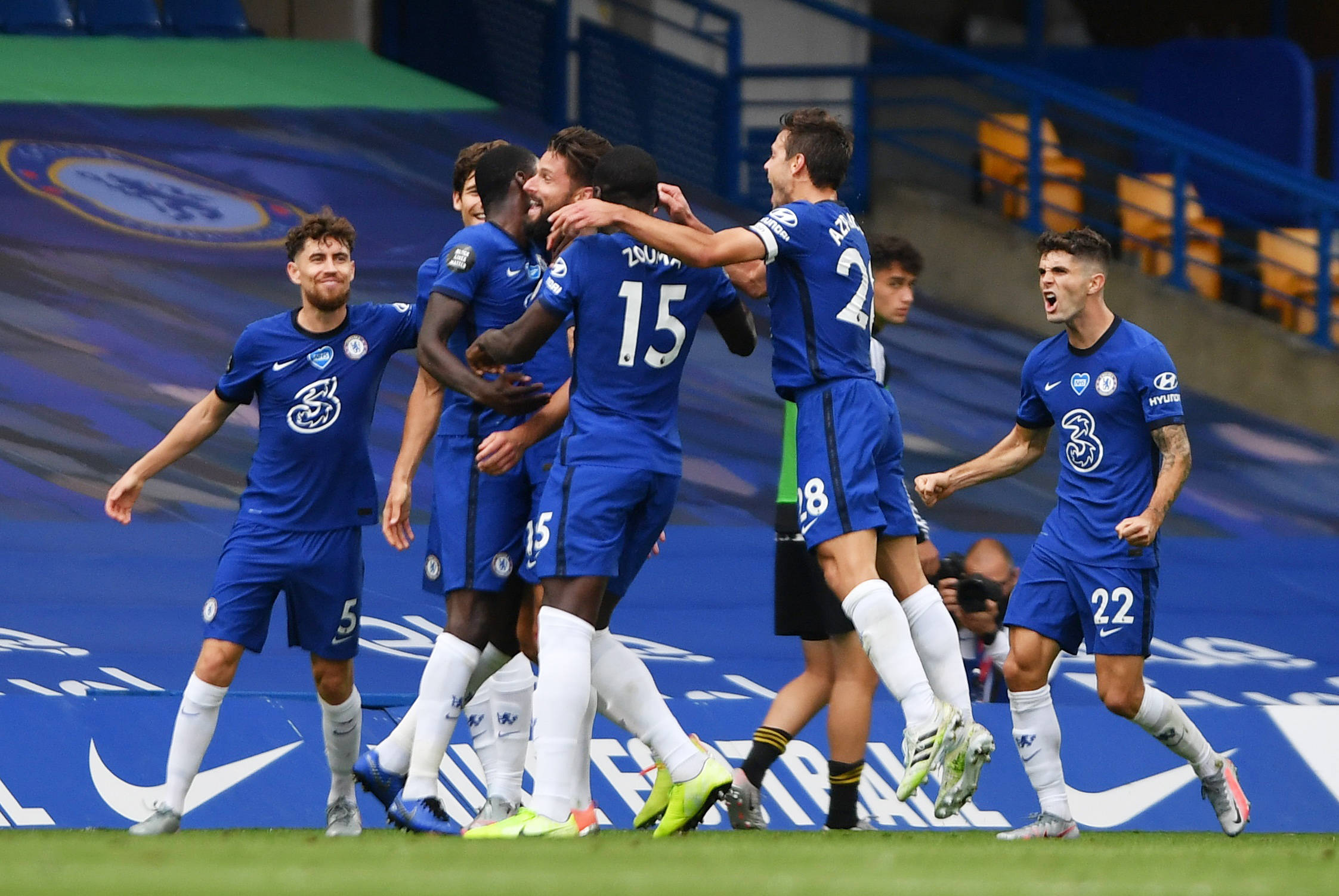 开云体育官网-切尔西面临重要战役，球队备战情况良好