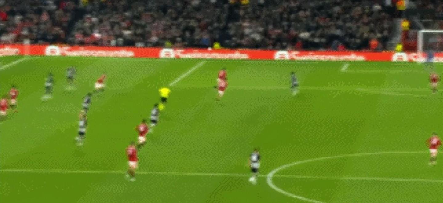 开云APP-曼联客场大胜继续保持不败纪录