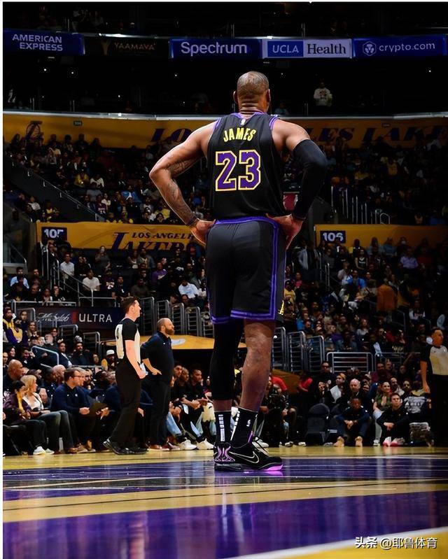 关于里尔后防实力不俗，助球队斩获连胜的信息