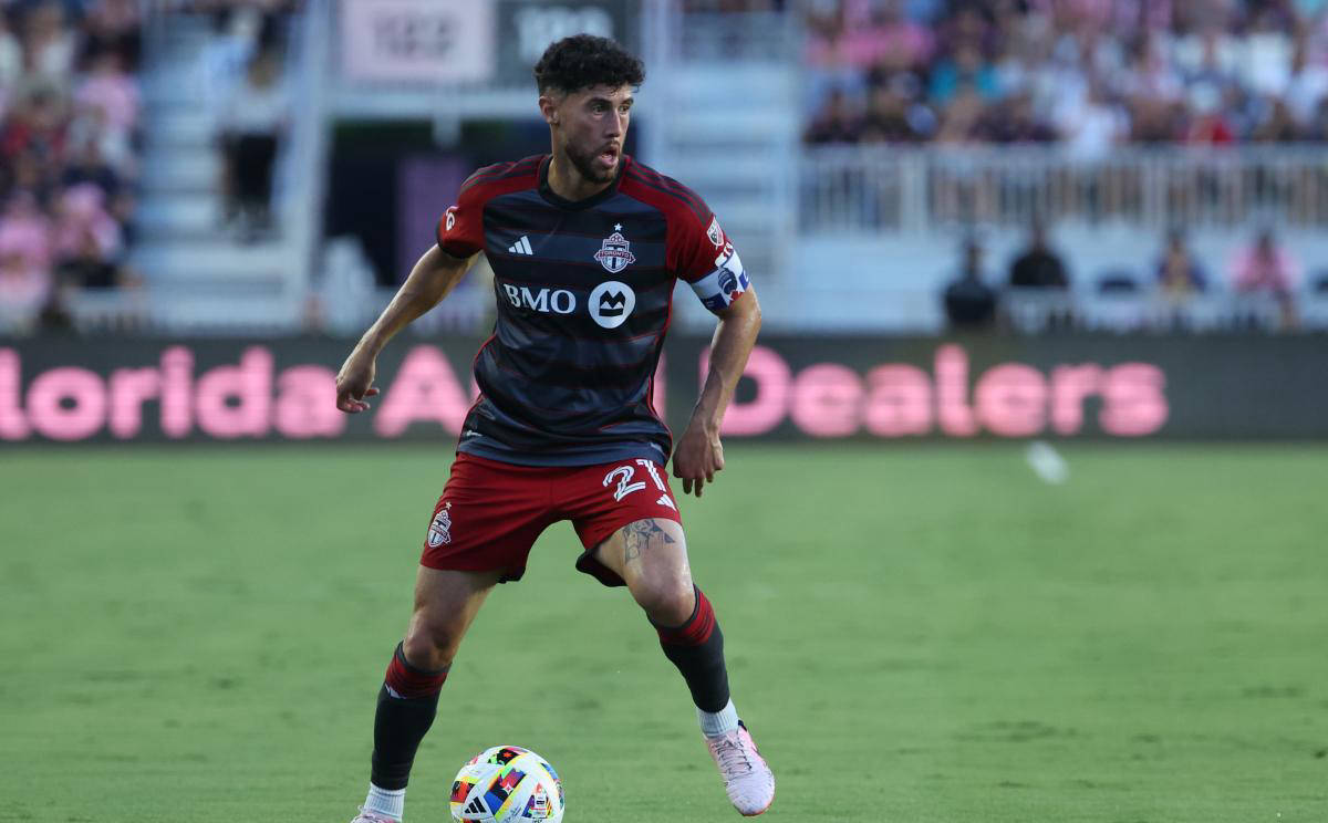 开云体育APP下载-瓦朗谢纳客场惨败，遭遇连败