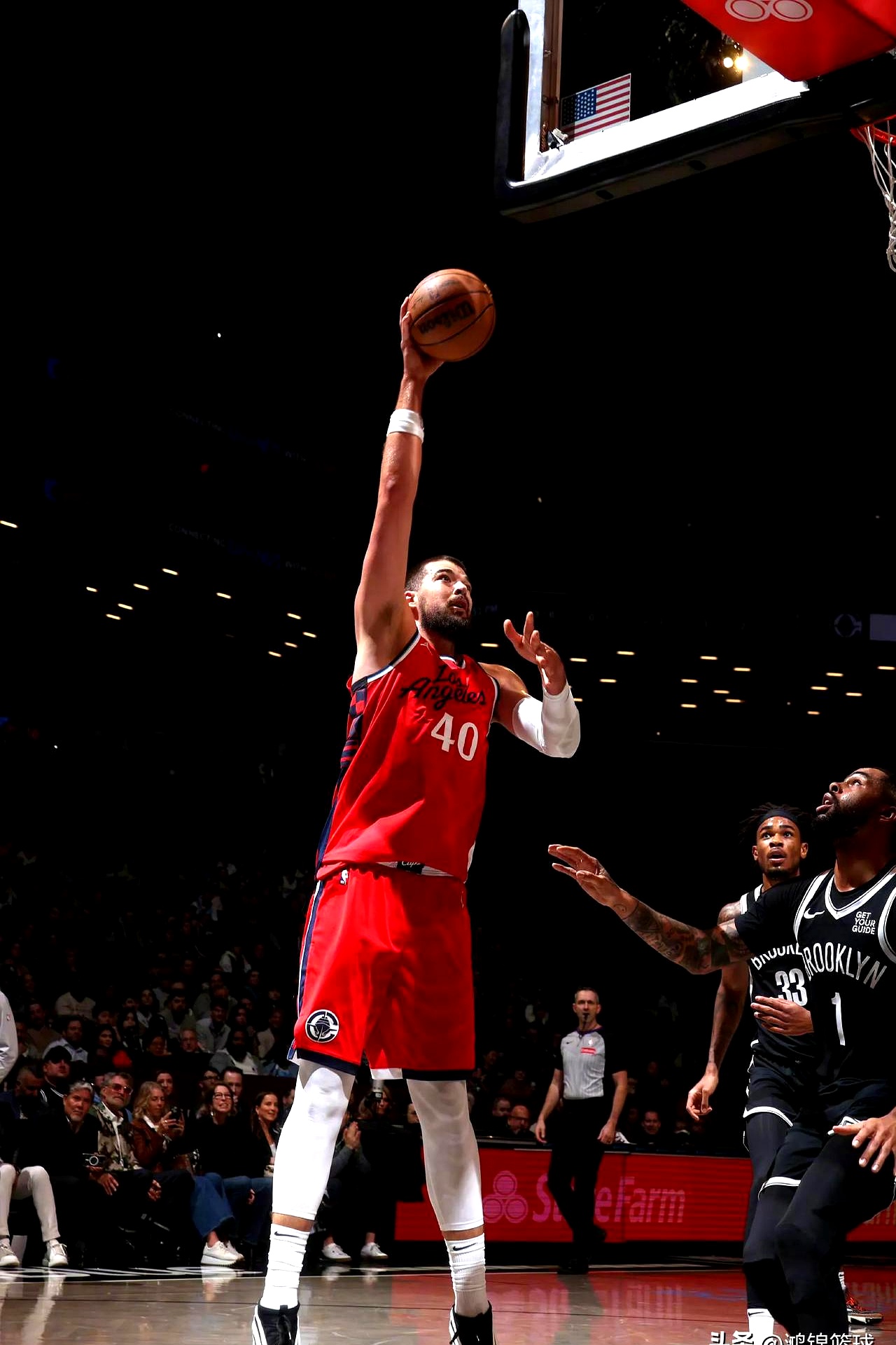 开云体育下载-黄蜂客场大胜篮网,豪取两连胜