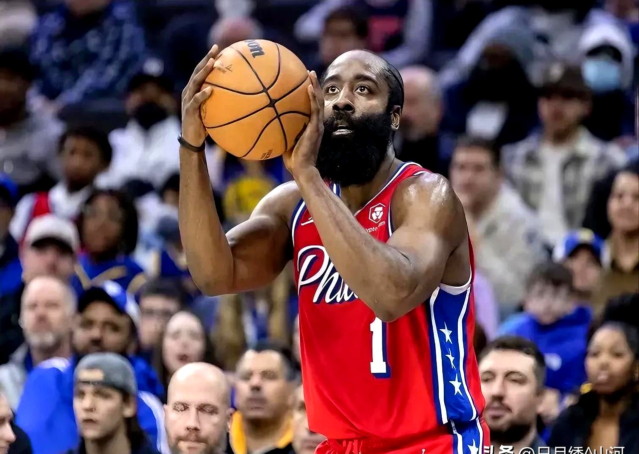 火箭力克爵士，哈登砍下35+10的简单介绍