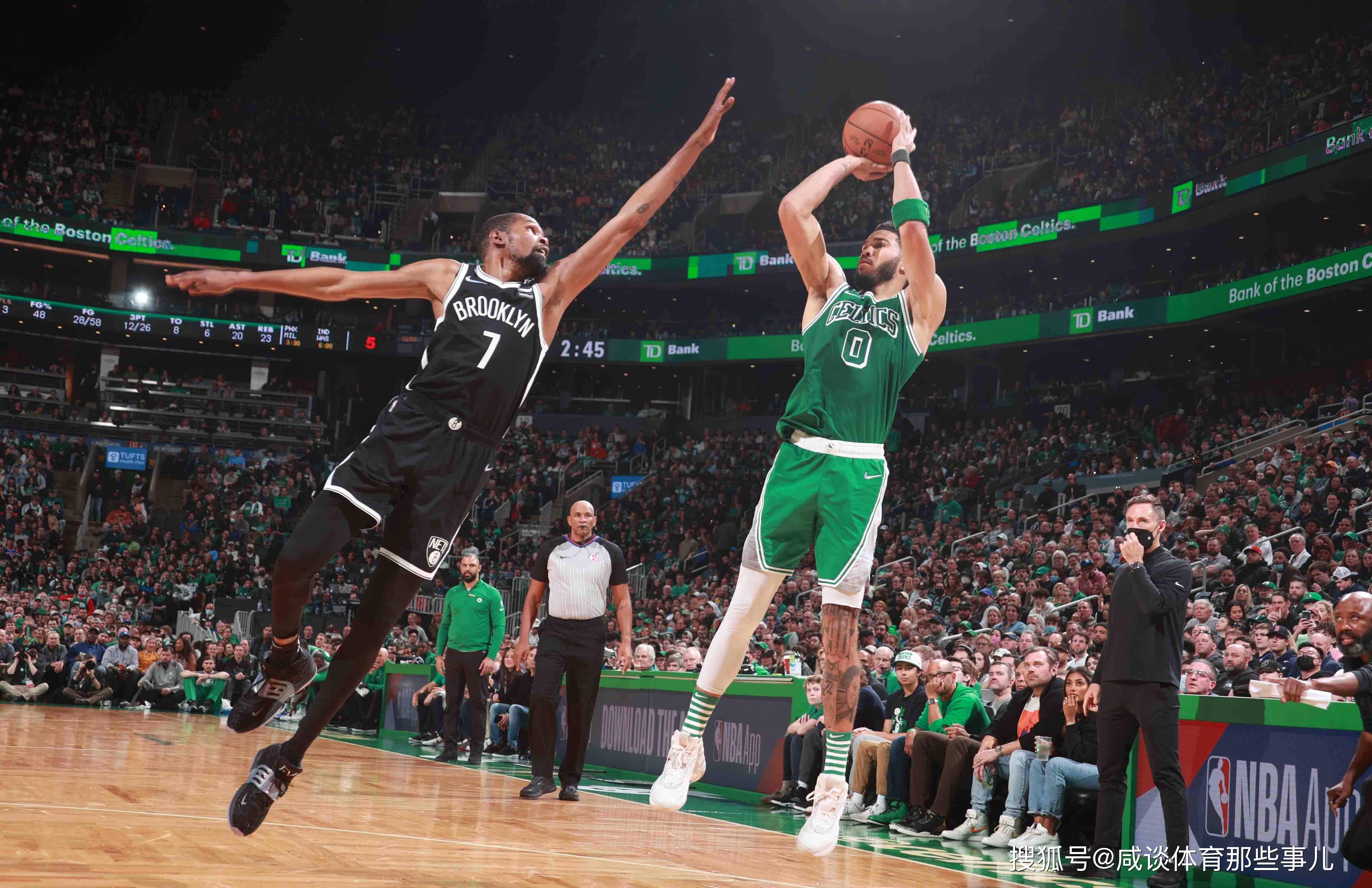 篮网大胜凯尔特人,哈登三双领跑 篮网大胜凯尔特人,哈登三双领跑