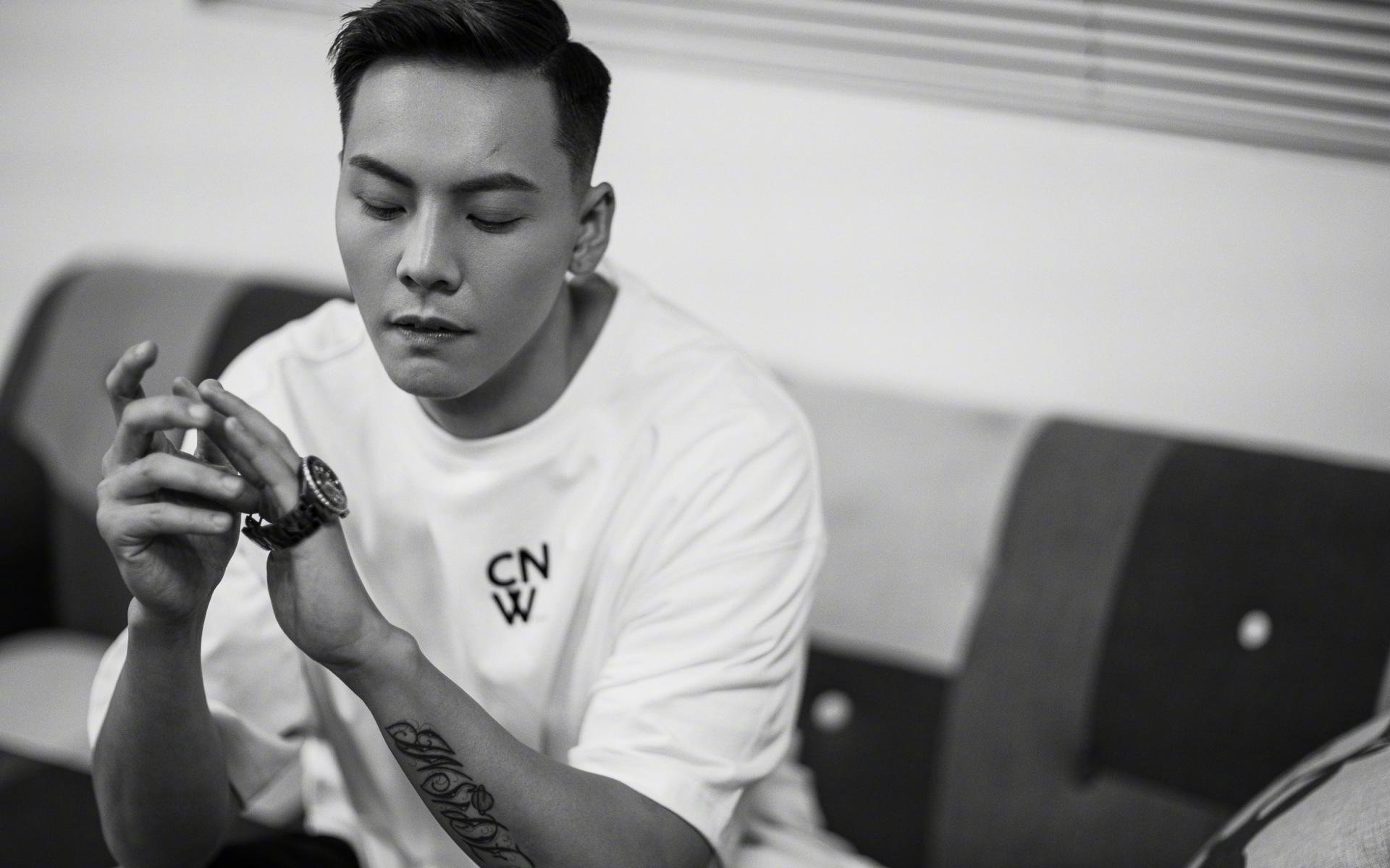 众志成城难敌孤胆英雄，米切尔关键先生助灰熊强势拿下公牛