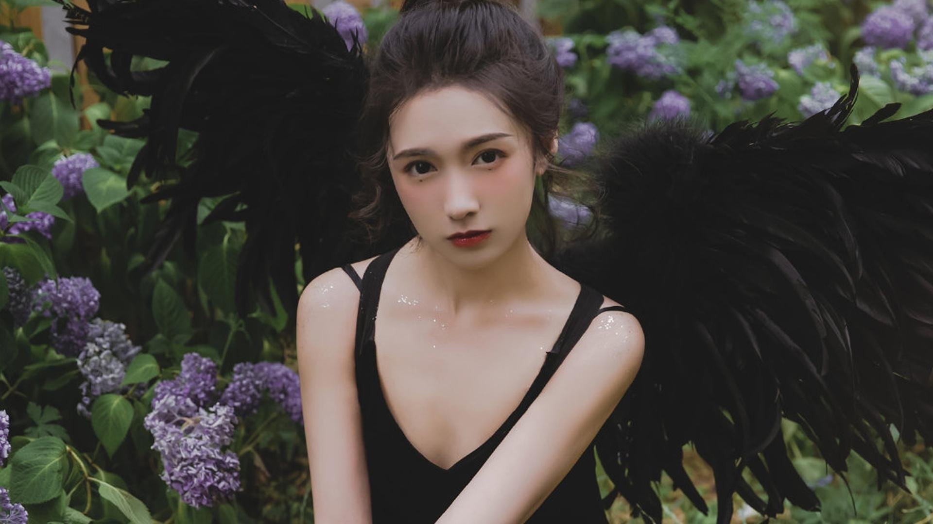 开云官网-欧文闪耀难救主，上海队硬仗逆袭独行侠彰显篮球韧性