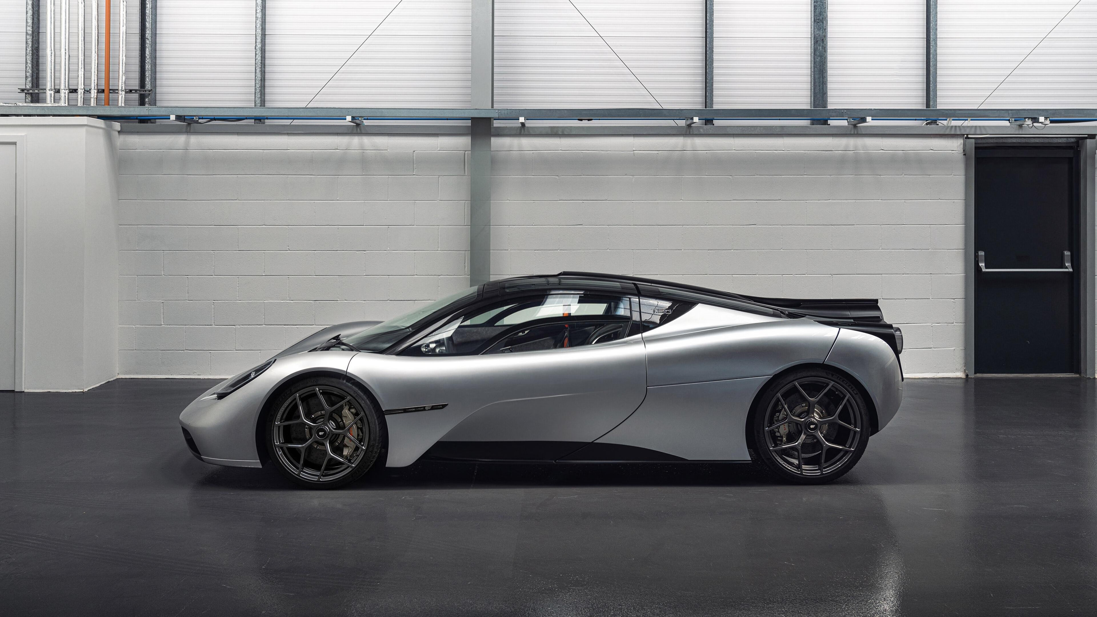 新疆队轻取76人,西亚卡姆关键制胜锁定胜局