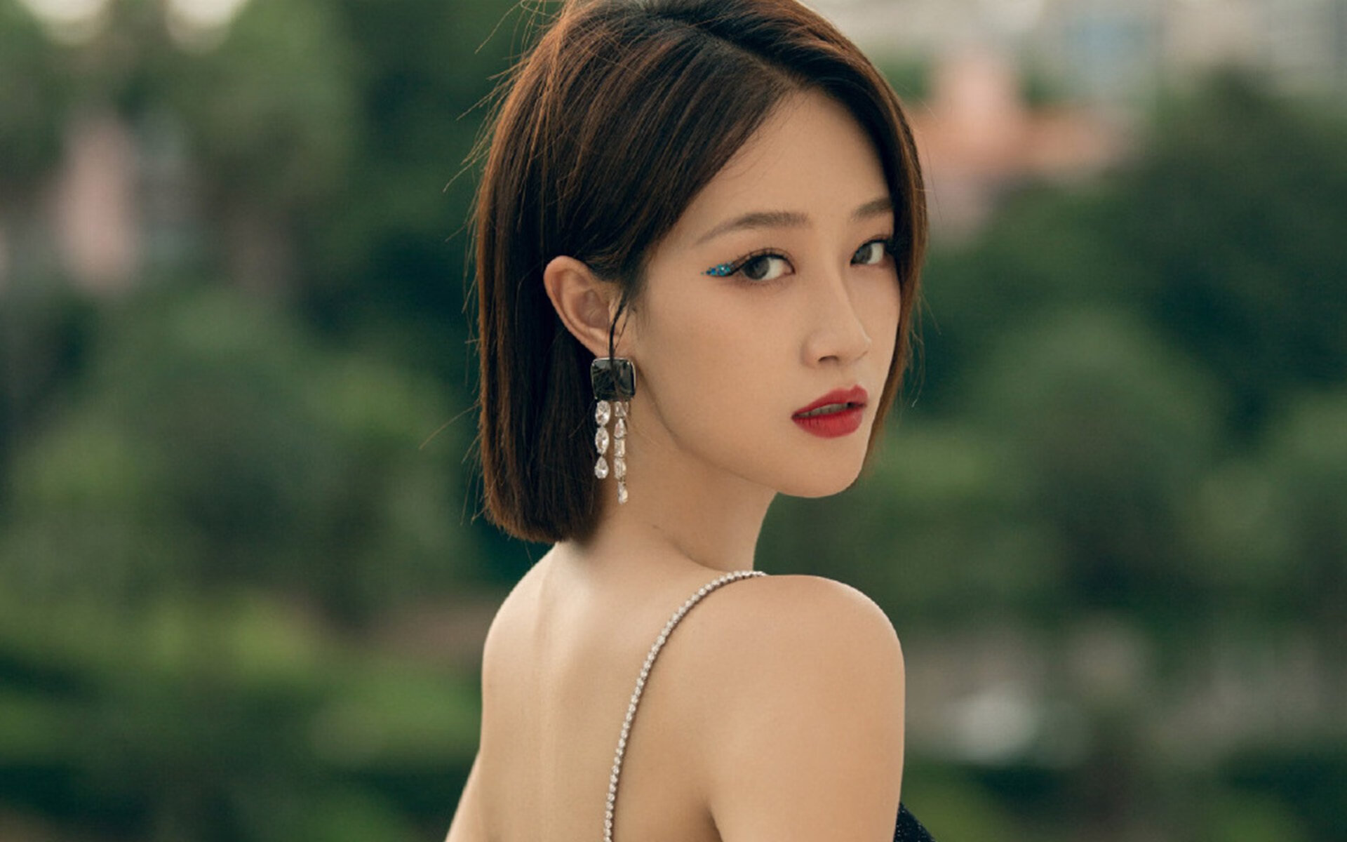 绝境之王,奥利维耶攻防一体,马赛生死战力克喀麦隆